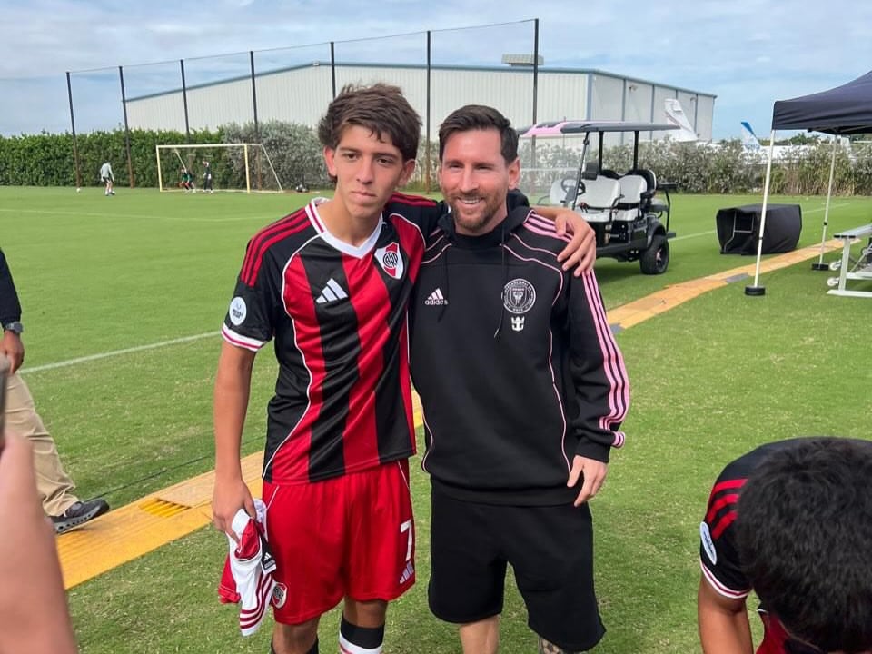 Joaquín Amor junto a Lionel Messi (Instagram: @joaquin.amor_)