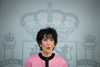 20/10/2026 La ministra de Inclusión, Seguridad Social y Migraciones, Elma Saiz, durante una rueda de prensa tras el Consejo de Ministros, a 20 de octubre de 2026, en Madrid (España). El Consejo de Ministros de ha aprobado un Real Decreto-ley, que requiere su convalidación en un mes en la Diputación Permanente del Congreso, con distintas mejoras sociales para colectivos como los viudos y viudas de parejas de hecho, víctimas de violencia de género y padres con menores que sufren enfermedades graves.
POLITICA
Fernando Sánchez - Europa Press