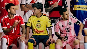 Alejandro Zendejas aparece junto a Messi y las grandes figuras del futbol mundial