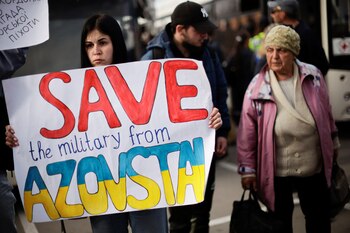 Los ciudadanos de Ucrania piden