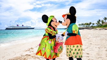 La llegada de embarcaciones de Disney Cruise Line elevará el perfil de visitantes en Puerto Plata, con impactos positivos previstos en el desarrollo económico local y la cadena de valor del sector turístico dominicano (Foto cortesía Disney Cruisine Line)