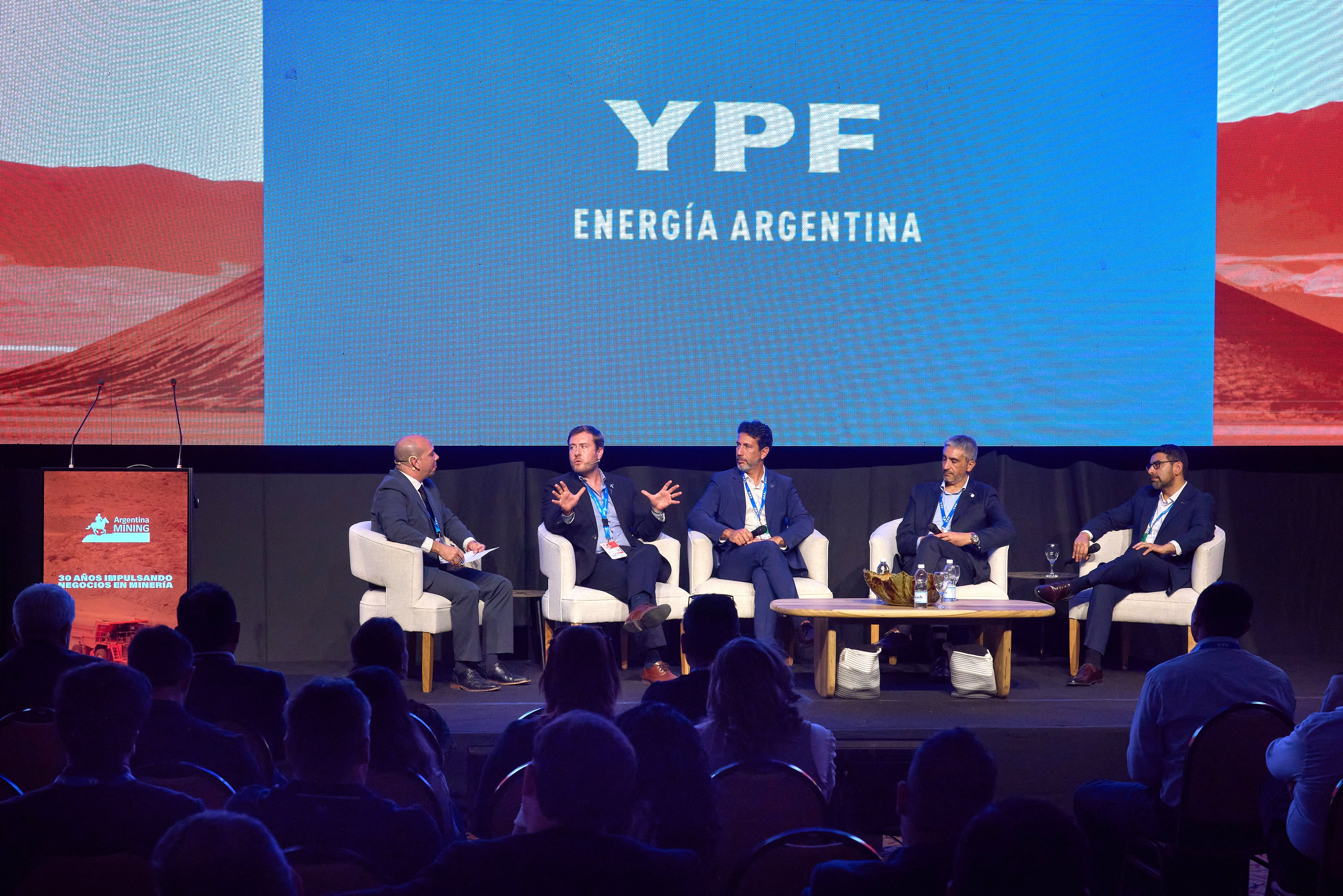 El desarrollo de combustibles especiales impulsa la eficiencia energética en los proyectos mineros de alta montaña (YPF)