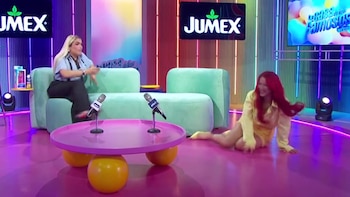 Flor Vigna se cayó en plena entrevista capturas