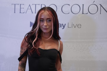 Tuli Acosta lució un vestido