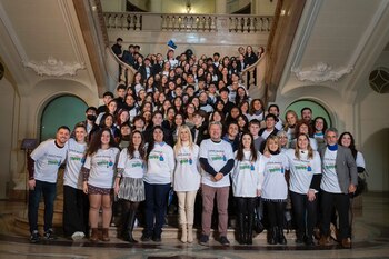 Promover redes sociales humanas para