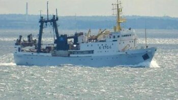El pesquero ruso que será asistido por el A.R.A. Islas Malvinas.