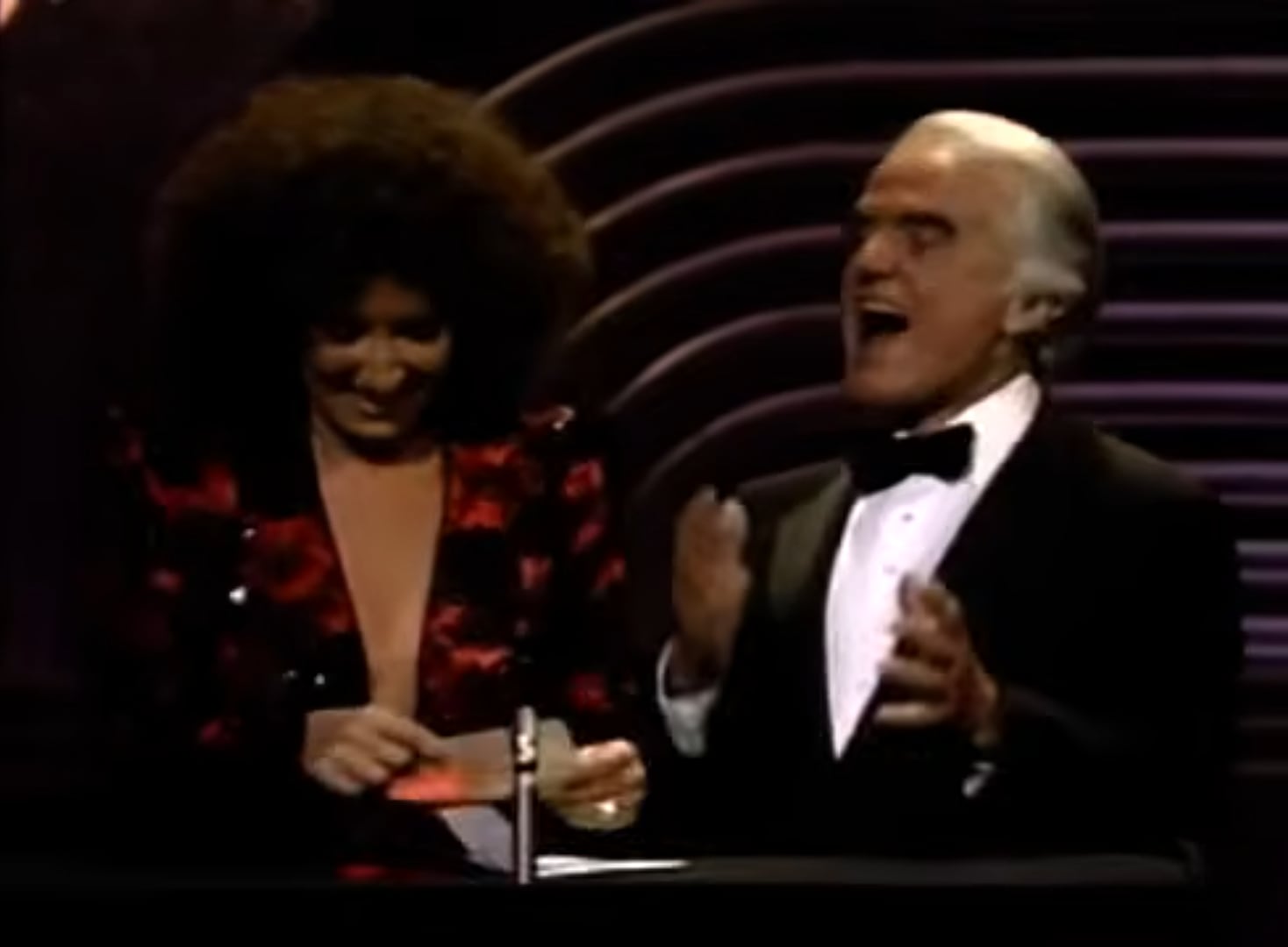 El momento inolvidable en el que Norma Aleandro abre el sobre que da como ganadora del Oscar a
