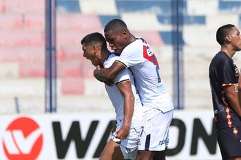 Leonel Solís llegó proveniente de