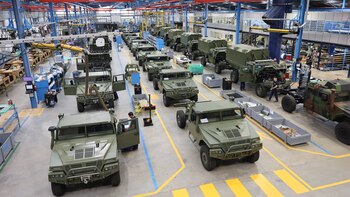 Instalaciones de la empresa Urovesa, fabricante los vehículos Vamtac de las Fuerzas Armadas (Iñaki Gómez/MDE)