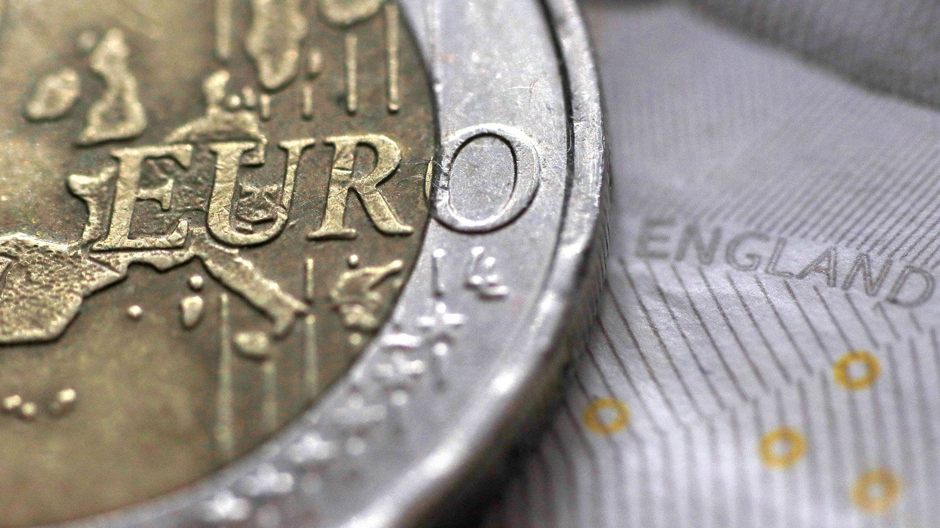 El euro, moneda oficial de Alemania, está en el centro del debate económico por las propuestas para reformar el sistema pensional y fortalecer los mecanismos de ahorro e inversión - crédito AFP