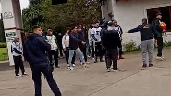 Video: enfrentamiento a tiros en el velorio tumbero de un motochorro menor de edad en La Matanza