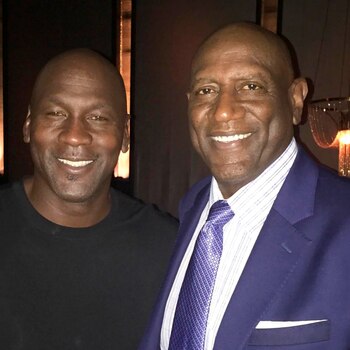 Haywood jugó en los Lakers