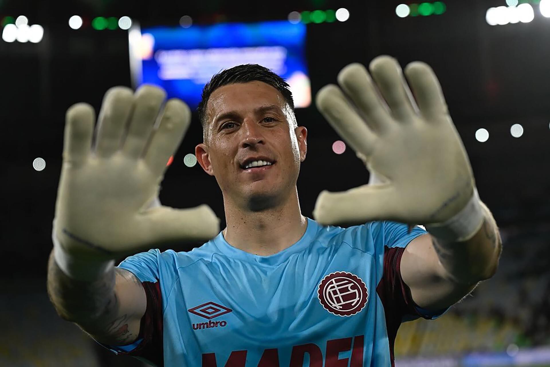 Nahuel Losada, figura de Lanús campeón de la Copa Sudamericana