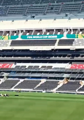 Las modificaciones estructurales y visuales cumplen los estándares internacionales exigidos por la FIFA para sus sedes mundialistas. (Crédito especial: X/ @MXESTADIOS)