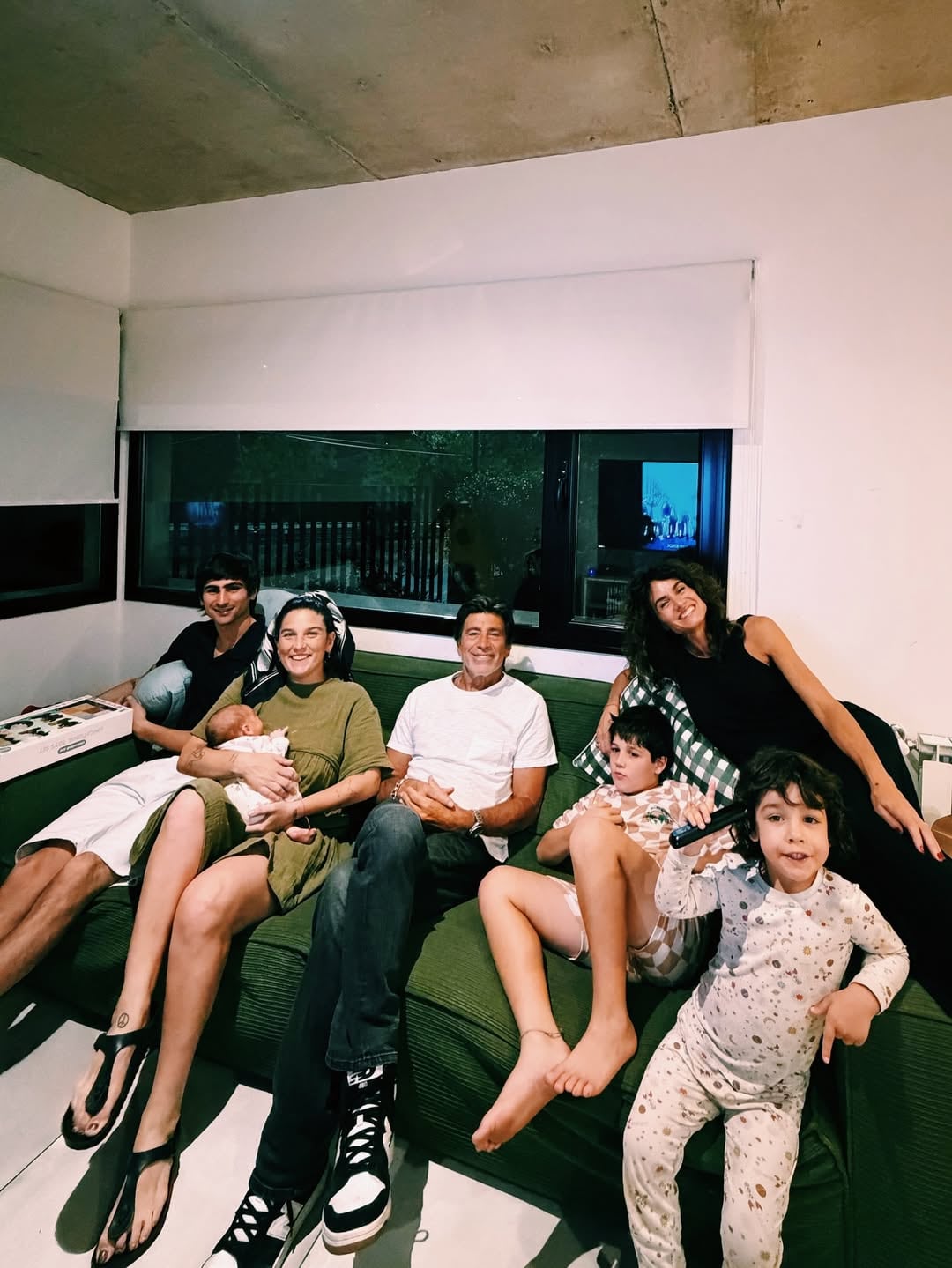 Florencia Raggi y Nicolás Repetto reunieron a la familia para celebrar la llegada de Timoteo, el hijo más pequeño de Juana y Sebastián Graviotto (Instagram)