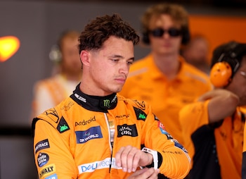 Norris reconoce el impacto del síndrome del impostor y la depresión en su carrera, remarcando la importancia de la salud mental en la Fórmula 1 (REUTERS/Carla Carniel)