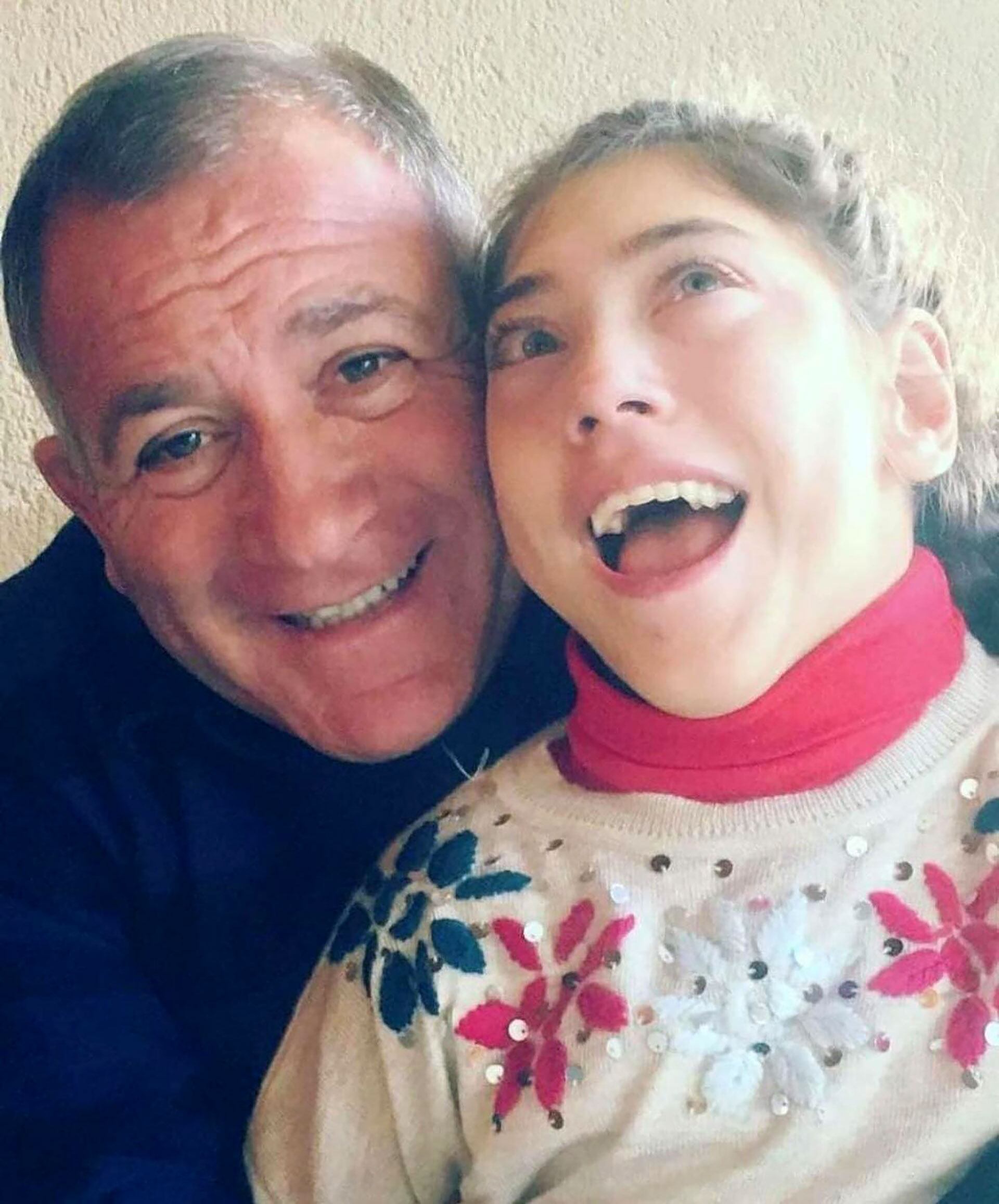Luis Juez junto a su hija Milagros (Facebook)