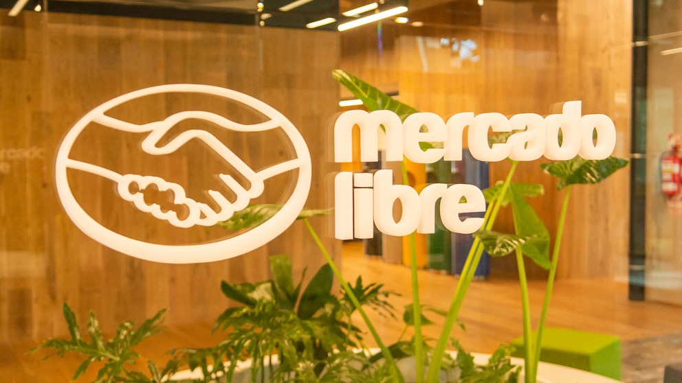 Mercado Libre apuesta al crecimiento en Brasil, pero sus márgenes sienten el impacto