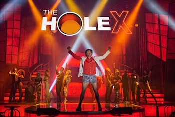 26/05/2022 Los creadores del espectáculo 'The Hole' anuncian un nuevo show en 2027 con vocación de "recorrer toda España".
Los creadores del espectáculo 'The Hole', Iñaki Fernández (CEO de LETSGO) y David Ottone (fundador y director artístico de Yllana) se han reunido para poner en marcha una nueva función, con estreno previsto en 2027 y vocación de "recorrer toda España".
ESPAÑA EUROPA MURCIA CULTURA
AYUNTAMIENTO DE MURCIA