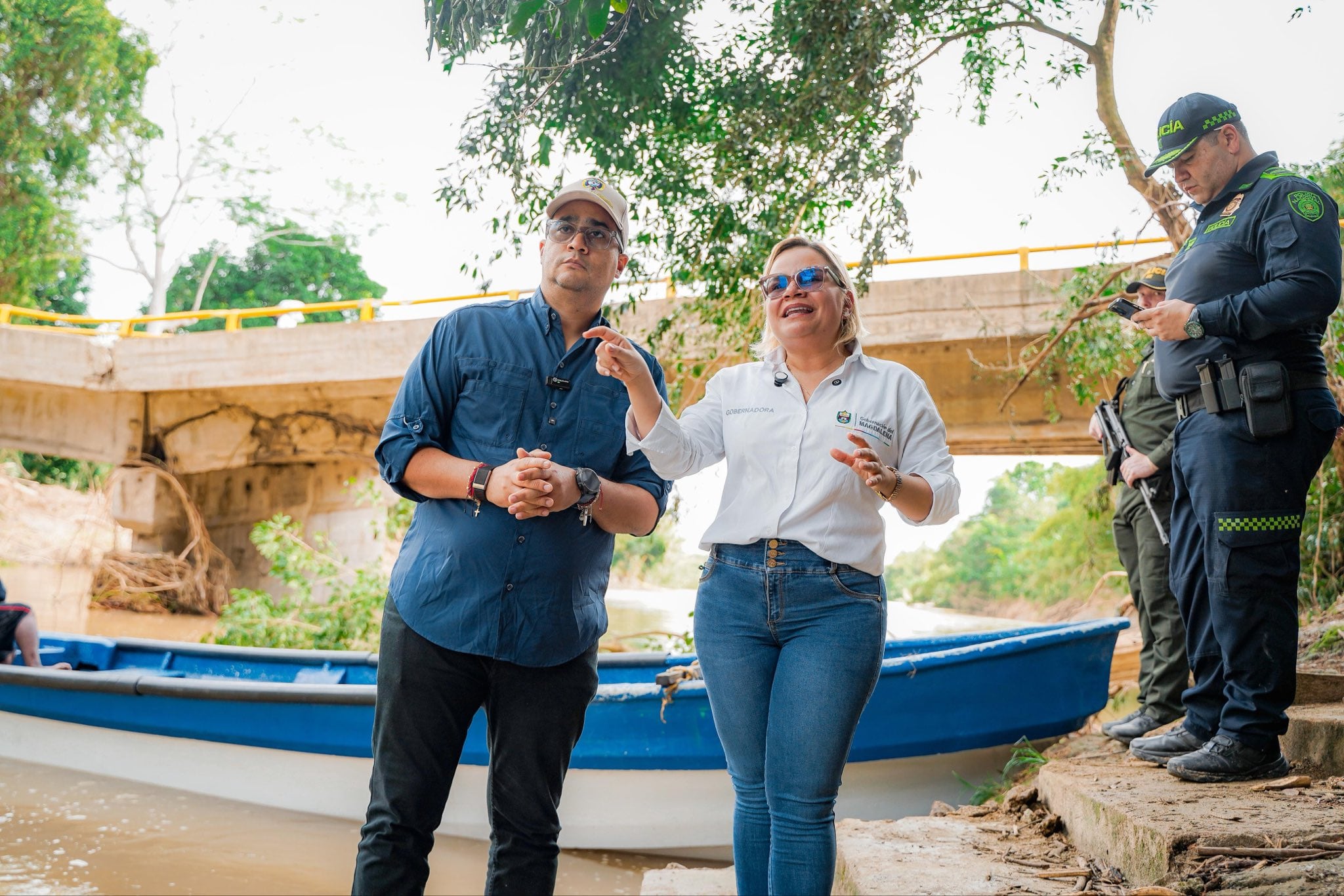 Los gobernadores de La Guajira y Magdalena se reunieron para pedir apoyo al Gobierno nacional para construir un puente provisional en la Troncal del Caribe - crédito @mmarguiguerra/X