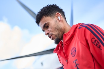 En la temporada 2025-2026, la primera del "Guajiro", está rompiendo estadísticas claves en la Bundesliga, Champions League, Copa de Alemania-crédito @FCBayernES/X