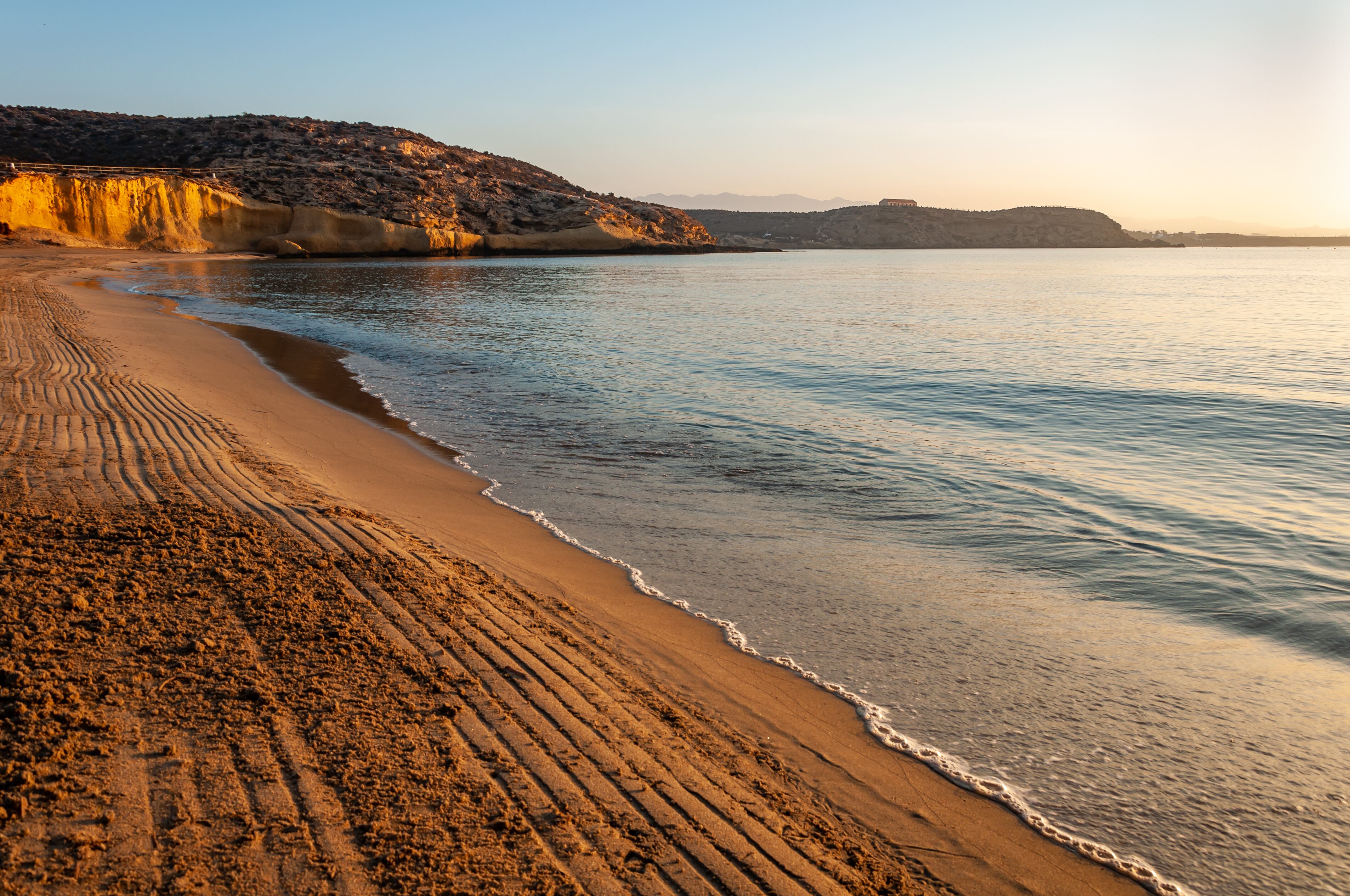 Playa Carolina, en Águilas (Adobe Stock).