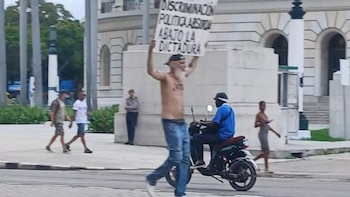 El cubano que desafió al régimen frente al Capitolio fue trasladado a Villa Marista