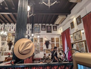 Taberna Las Piletas Sevilla (@perezreverte