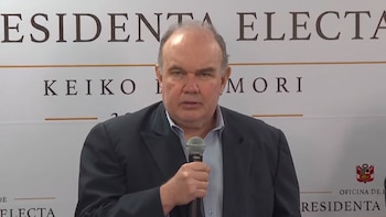 Rafael López Aliaga pide a Keiko Fujimori S/ 5.000 millones para seguridad y que el 50% del impuesto minero financie obras en el sur