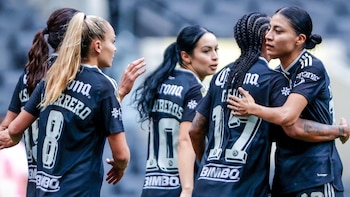 América aplasta 10-0 a Cruz Azul y se mete a las goleadas más grandes en la historia de la Liga MX Femenil