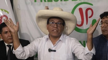 El candidato Roberto Sánchez llama a la movilización a la espera de que se confirme su paso a la segunda ronda