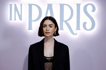Lily Collins se mudó a