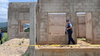 Honduras: Degollada hallan a mujer dentro de casa en construcción en Catacamas