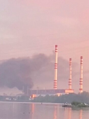 Sale humo de un incendio