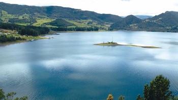 Bogotá y Cundinamarca se librarían de un racionamiento por ahora: la CAR pidió no bajar la guardia pese a niveles elevados en los embalses