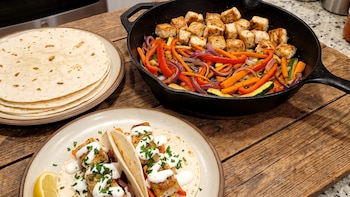 Receta de tacos de pescado y verduras, rápida y fácil