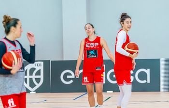 Maite Cazorla y María Conde,