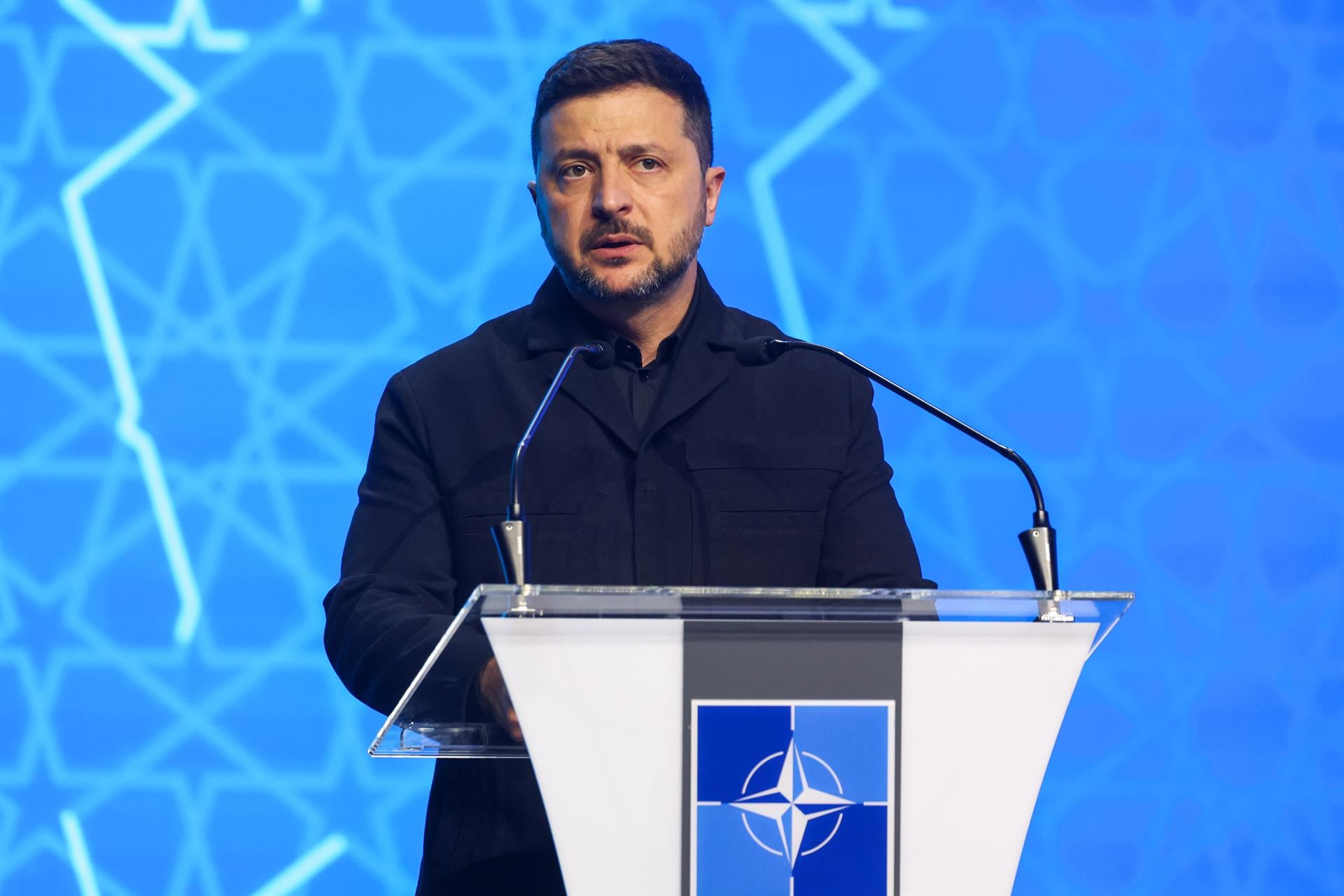 Zelensky aprieta a EE.UU. y Europa tras otro bombardeo ruso y exige ayuda sin demoras