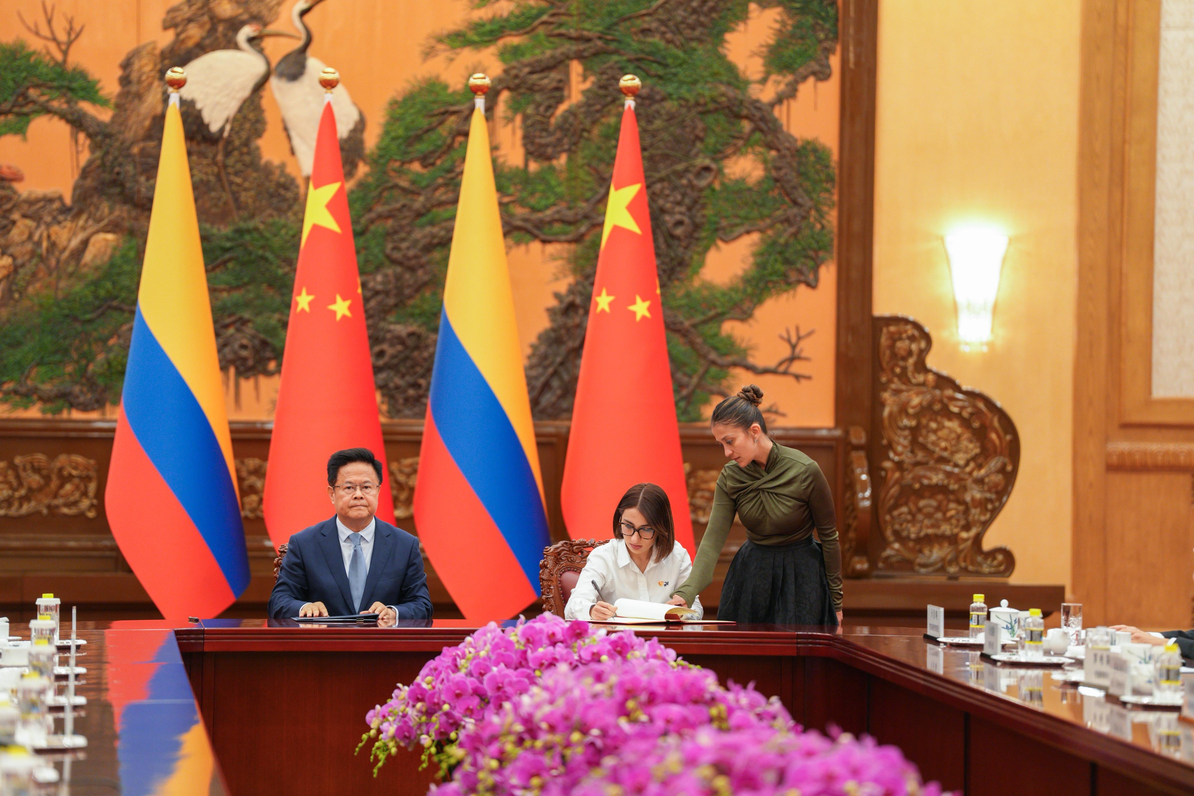 Abelardo de la Espriella retiraría a Colombia de acuerdo con China: el país no continuará en la nueva Ruta de la Seda, según nominado embajador de Estados Unidos