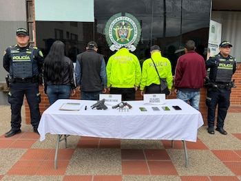 Falsos policías fueron capturados en la localidad de Bosa - crédito Policía Metropolitana de Bogotá