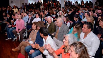 Los dirigentes que concurrieron al