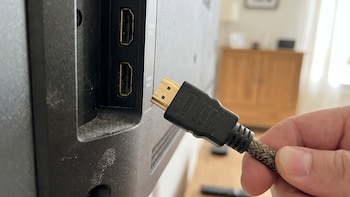 Así puedes convertir tu televisor viejo en Smart TV usando el puerto HDMI