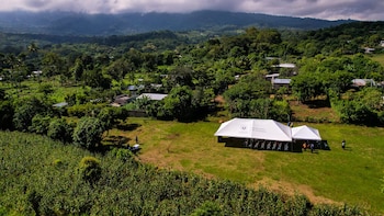 Ministerio de Vivienda identifica 350 mil lotes sin regularizar en El Salvador