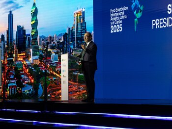 Sergio Díaz-Granados, presidente de CAF,