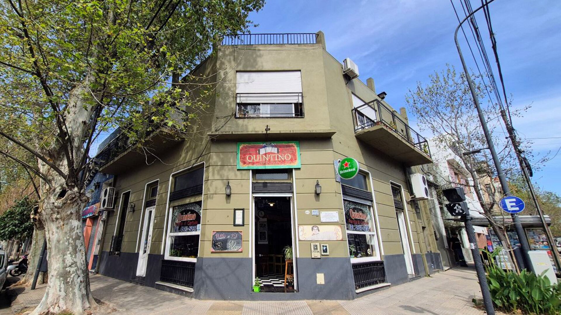 El Bar Quintino probablemente sea el café más antiguo de Boedo, fundado en 1905 y declarado Bar Notable de la Ciudad