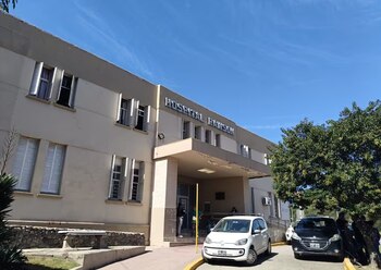 La mujer, que no puede hablar por su estado de salud, se lo comunicó a su marido con una carta