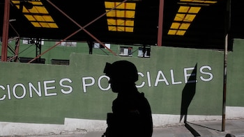 Dictan prisión contra tres sospechosos de reclutar a bolivianos para enviarlos a la guerra de Ucrania