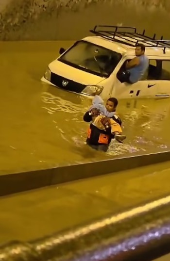 Lima bajo la lluvia: Abraham Levy reporta una de las mayores precipitaciones históricas en la capital. Captura: X.
