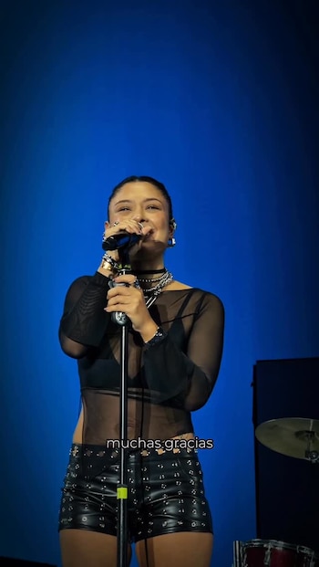 Quando Valentina Márquez subiu ao palco, ela se recuperou completamente, dando ao público de Córdoba um poder transformador.