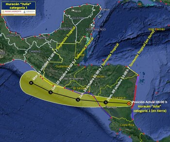 (Foto: HURACÁN "JULIA" EN TIERRA,